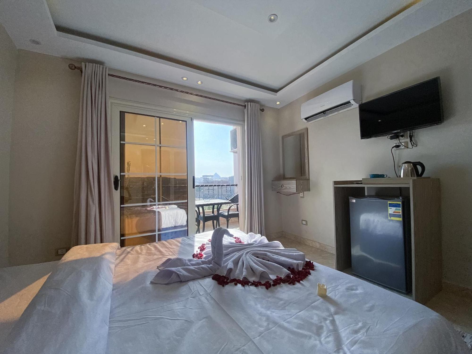 Young Pharaoh View Inn ไคโร ภายนอก รูปภาพ